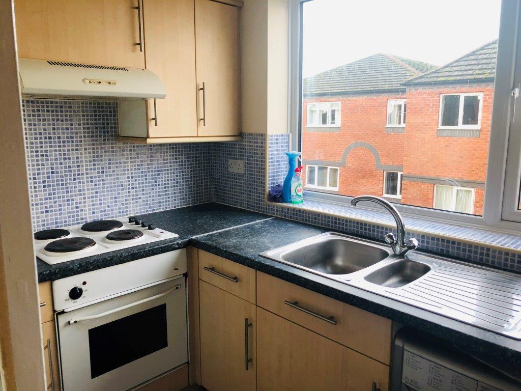 report an issue × property search devon midlands landlords tenants